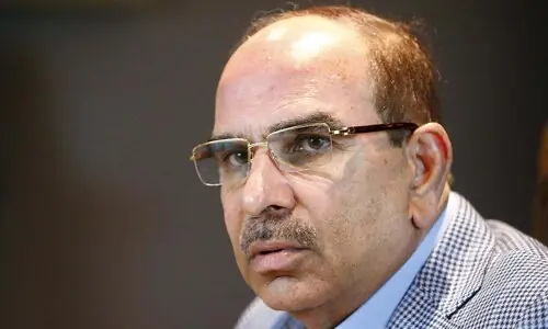 Interpol issues red notices for Malik Riaz, son: NAB chief
