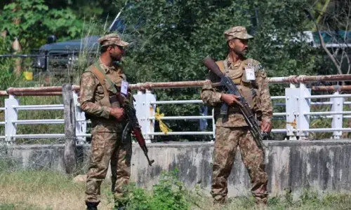 8 terrorists killed along Pak-Afghan border in North Waziristan: ISPR