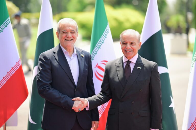 US-Iran peace deal could benefit entire region, PM tells Pezeshkian in Eid call