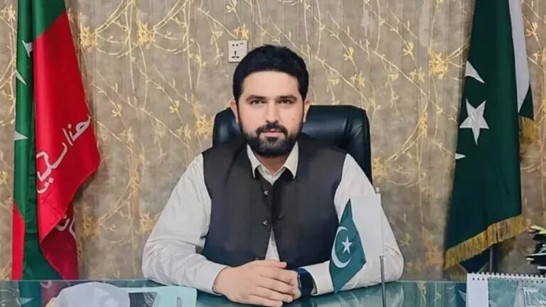 KP CM jirga opts for talks with Centre, stakeholders over drone attacks