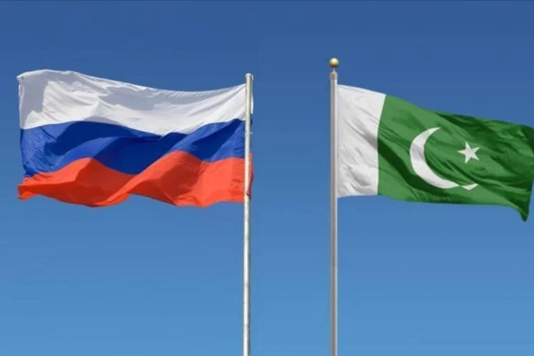 Pakistan, Russia sign accords on illegal migration, drug control