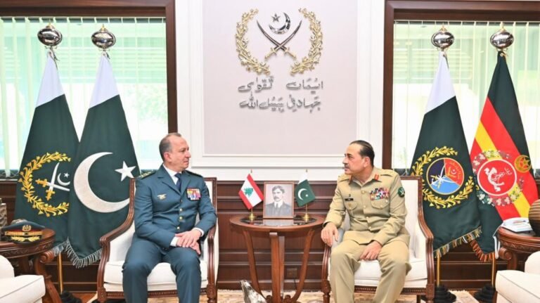 Lebanese army chief meets CDF Munir, discusses regional security situation