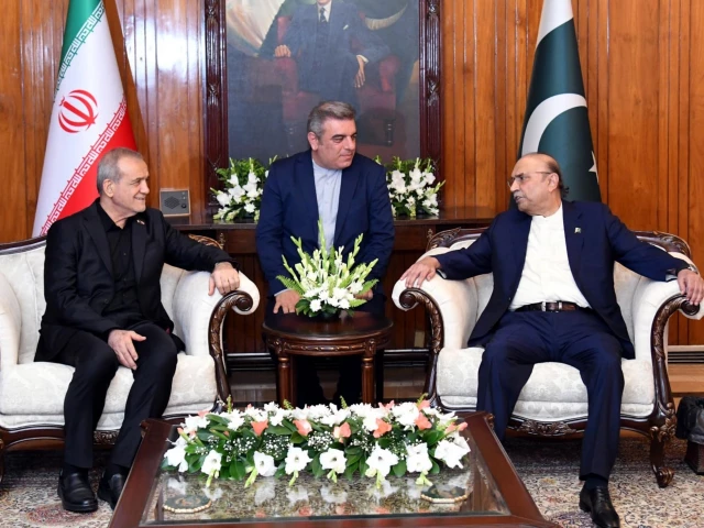 Zardari hopes for lasting peace in meeting with Iran’s Pezeshkian after US talks